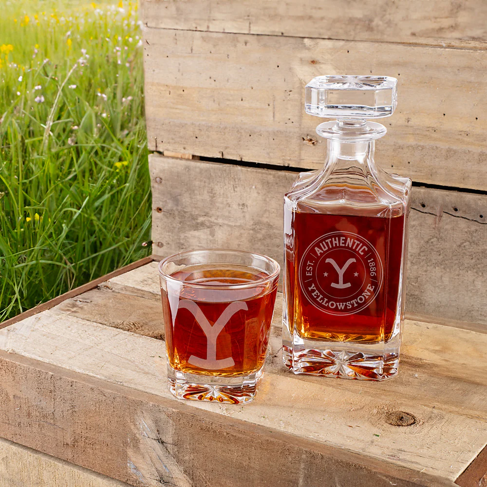 Yellowstone Authentic Y Logo Decanter and Rocks Glass Set - Image 5